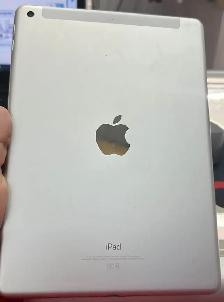 Apple iPad 6th Gen (A1954) – 128GB – Silver