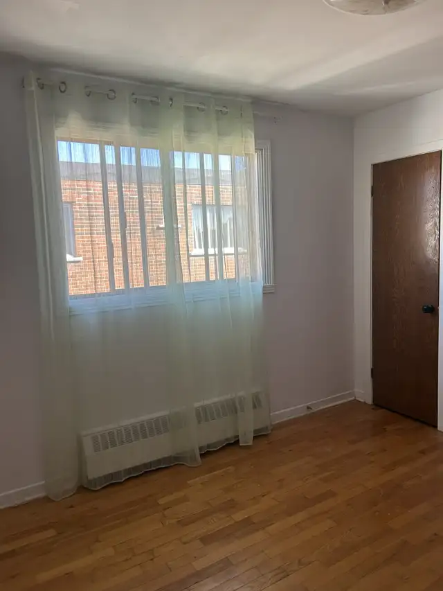 5 1/2 à louer à Saint-Léonard - Photo 5