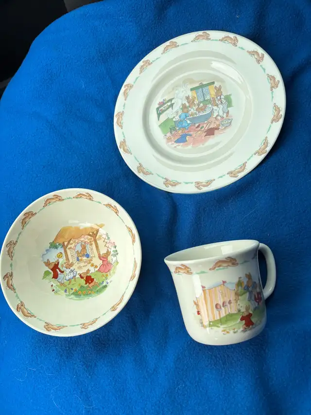 Bunnykins Children’s Set-$40 - Photo 2