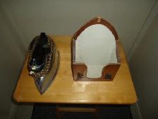 Iron and stand - Photo 3