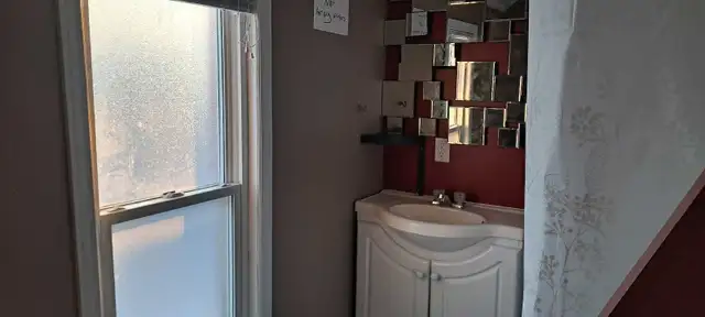 Room for rent - Photo 3