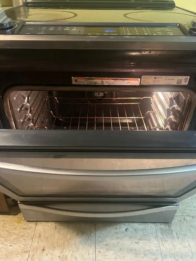 glass top stove - Photo 3