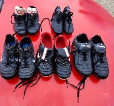5 pairs Soccer Shoes Cleats size 3-7 Nike & Spalding .