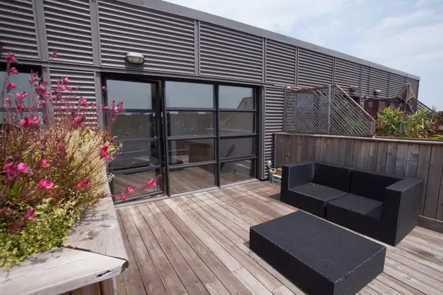 CONDO LOFT HAUT DE GAMME - PETITE ITALIE - Photo 2