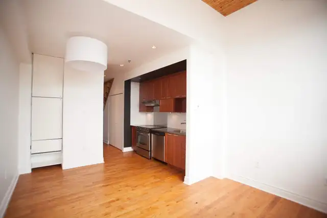 CONDO LOFT HAUT DE GAMME - PETITE ITALIE - Photo 6