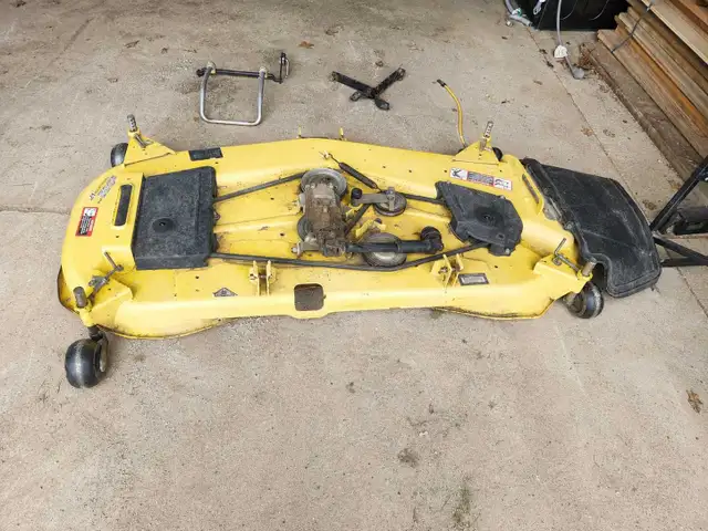 JOHN DEERE 62C MOWER DECK – 62" EDGE CUTTING SYSTEM - Photo 6
