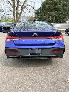 2024 Hyundai Elantra Preferred IVT - Photo 5