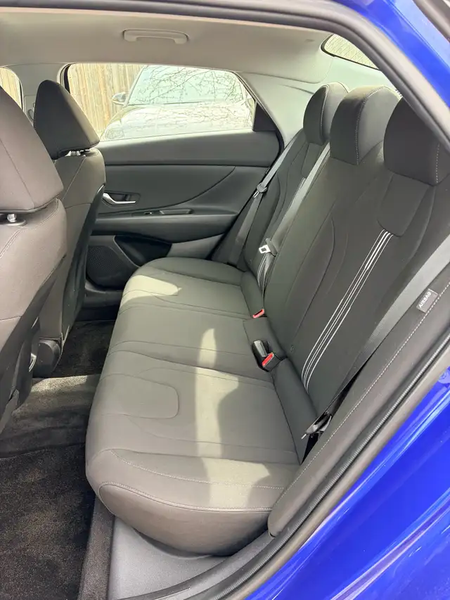 2024 Hyundai Elantra Preferred IVT - Photo 7