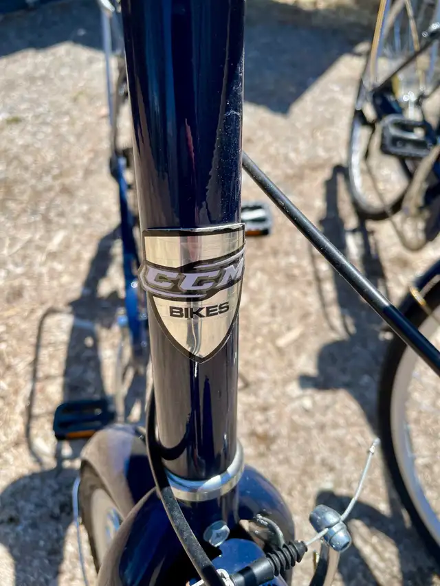 Two adult size CCM bicycles - Photo 2