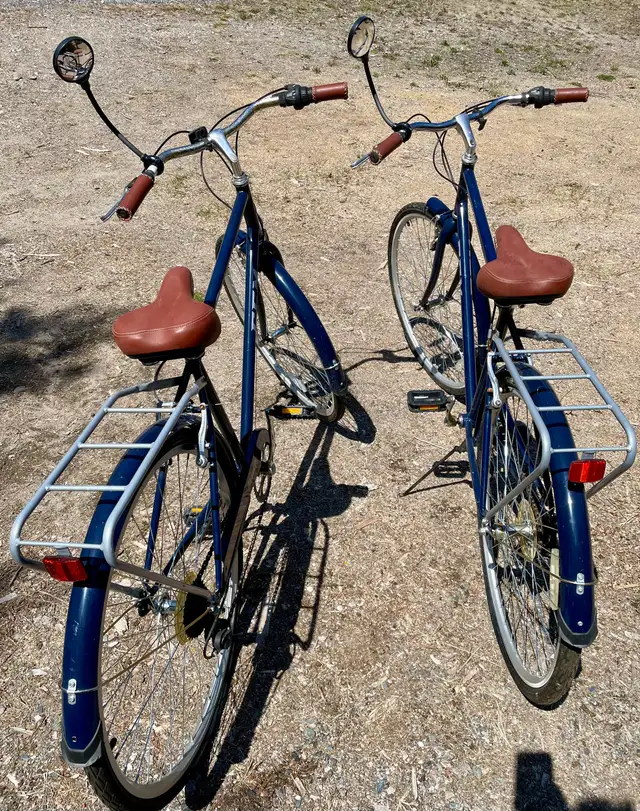 Two adult size CCM bicycles - Photo 6