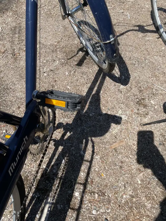 Two adult size CCM bicycles - Photo 8