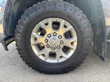 2022 RAM 3500 LARAMIE 4X4 / 8 FT BOX / ONE OWNER ACCIDENT FREE - Photo 10