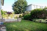 2000 SQ FT(401/BROCK)PICKER4 BEDROOM BSMT VACANT 4 BATH GO STN - Photo 4