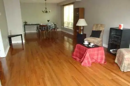 2000 SQ FT(401/BROCK)PICKER4 BEDROOM BSMT VACANT 4 BATH GO STN - Photo 6