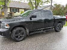2018 Ram 1500 Express  5.7 hemi 6 speed auto Needs work
