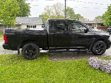 2018 Ram 1500 Express  5.7 hemi 6 speed auto Needs work - Photo 2