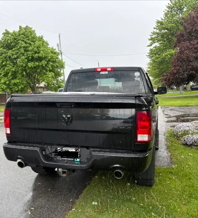 2018 Ram 1500 Express  5.7 hemi 6 speed auto Needs work - Photo 4