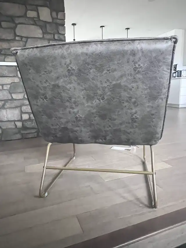 Accent Chair - Photo 4
