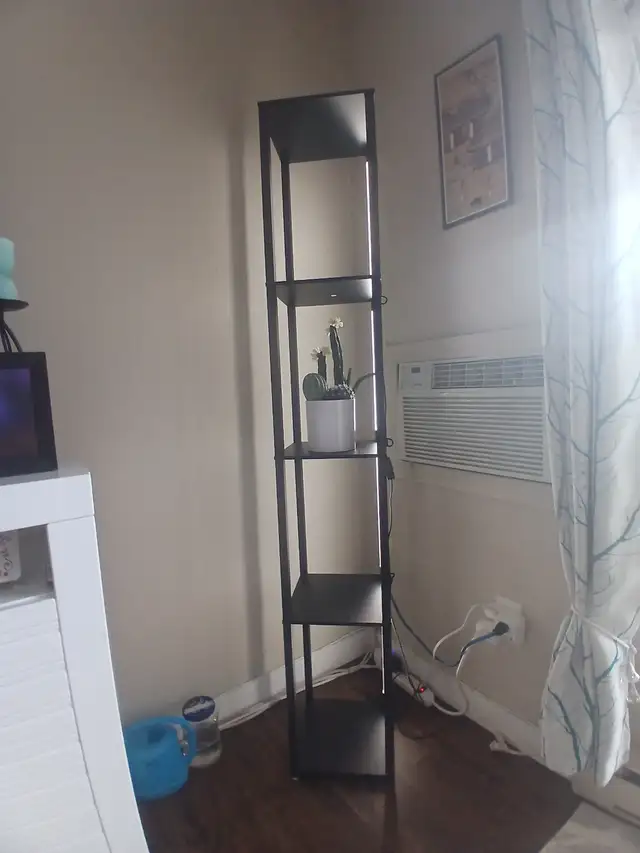 SECTIONAL SOFA AND PLANT SHELF - Photo 2