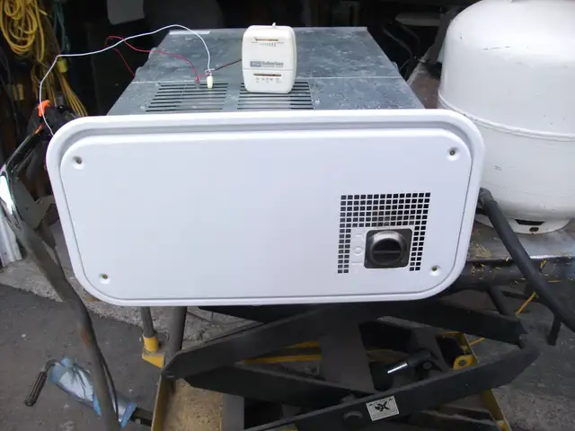 RV PROPANE FURNACE