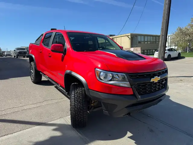 2018 Chevrolet Colorado ZR2 - Photo 3