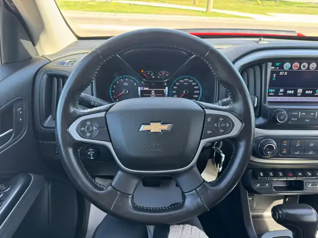 2018 Chevrolet Colorado ZR2 - Photo 11