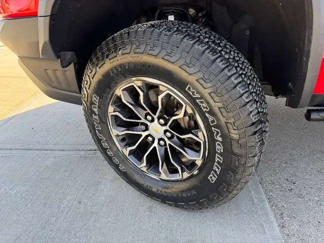 2018 Chevrolet Colorado ZR2 - Photo 22