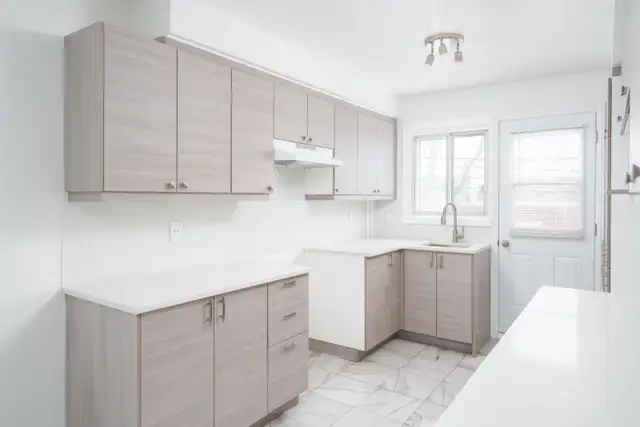 Bright & Spacious 5½ Apartment for Rent - Photo 8