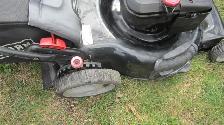 Serviced Lawnmower, trade inns available - Photo 4