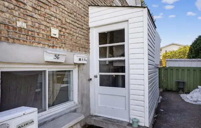 Maison 5 chambres à vendre St- Eustache - Photo 2