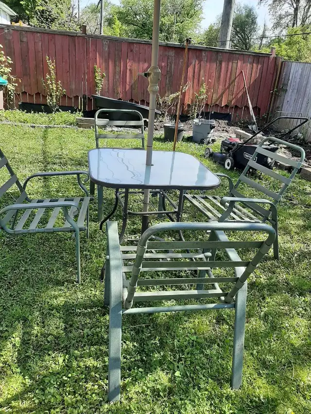 Patio set for sale - Photo 6