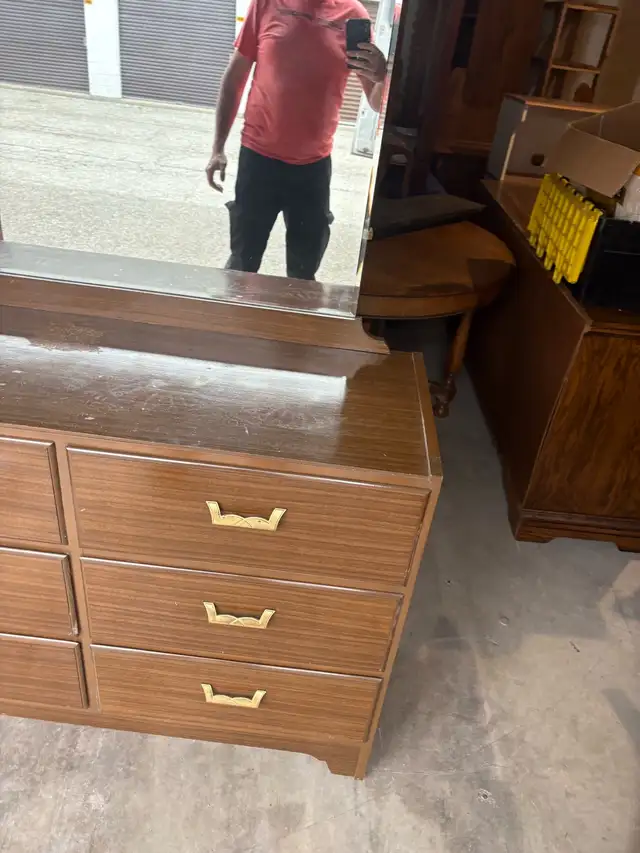 Free delivery used Gelco Furniture Co. Dresser with Mirror - Photo 5
