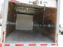 2022 GMC Savana 14 ft box 9900 lb GVW - Photo 6