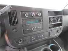 2022 GMC Savana 14 ft box 9900 lb GVW - Photo 10