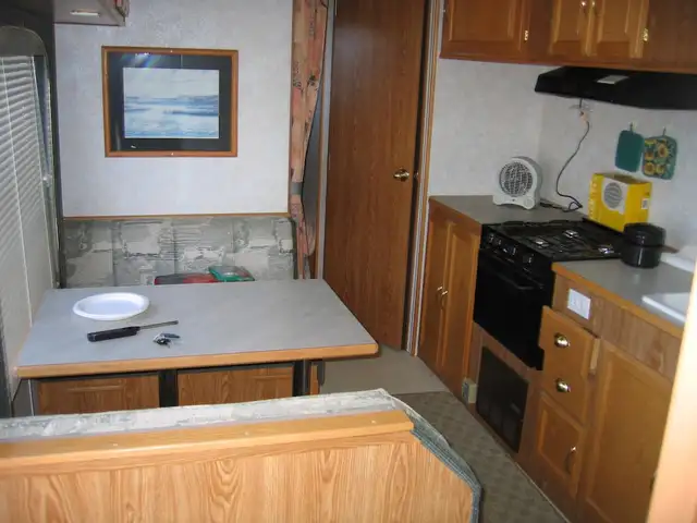 camper for sale - Photo 3