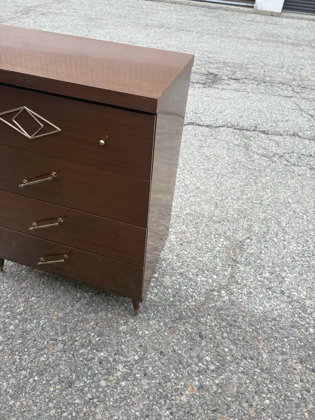 Free delivery used Vintage 4-Drawer Dresser - Photo 3