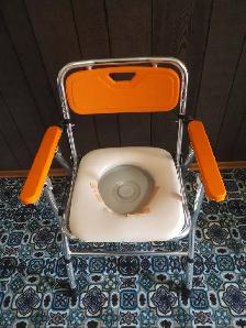 Commode for sale