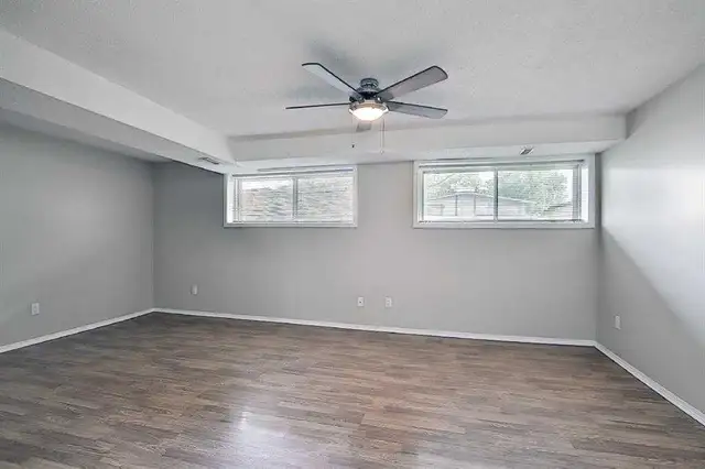 2 bedroom basement - Photo 5