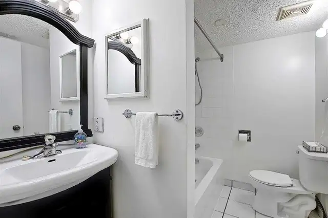 2 bedroom basement - Photo 8