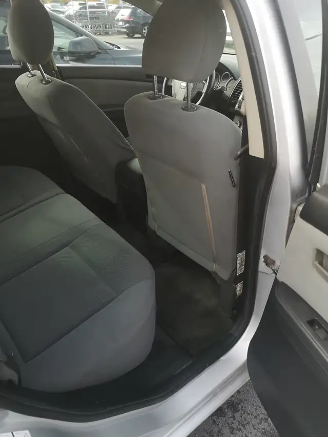 Nissan Sentra en bon état à vendre - Photo 6