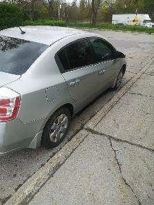 Nissan Sentra en bon état à vendre - Photo 8