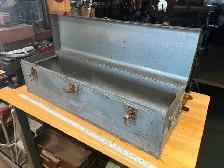 Vintage 1950's Craftsman 6517 Toolbox - Photo 5