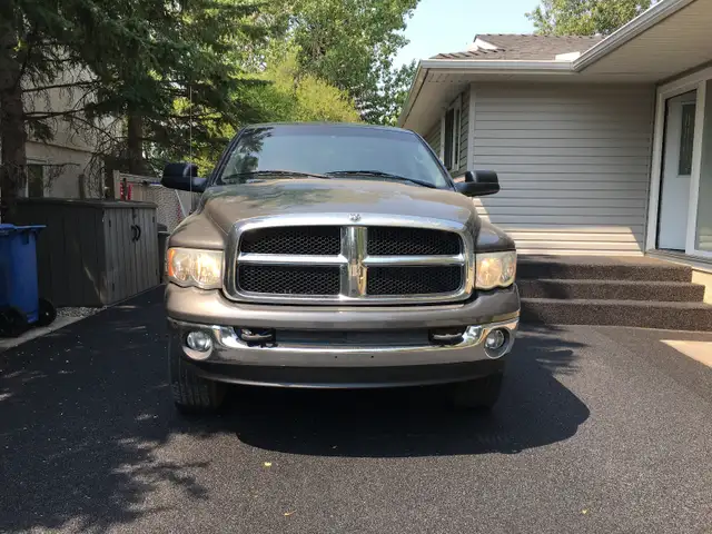 2004 Dodge Ram 2500 - Photo 2