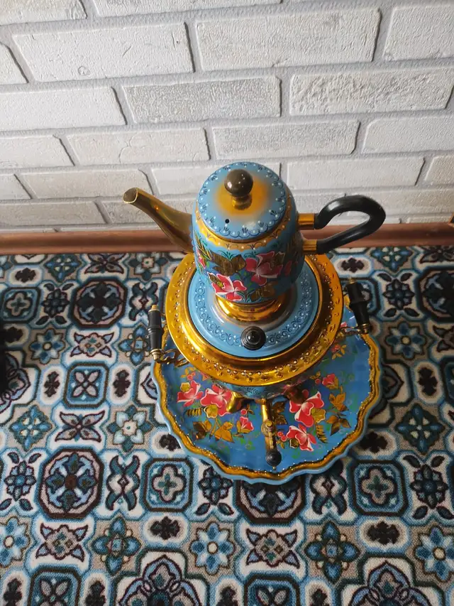 Russian Samovar Tea Pot for sale - Photo 2