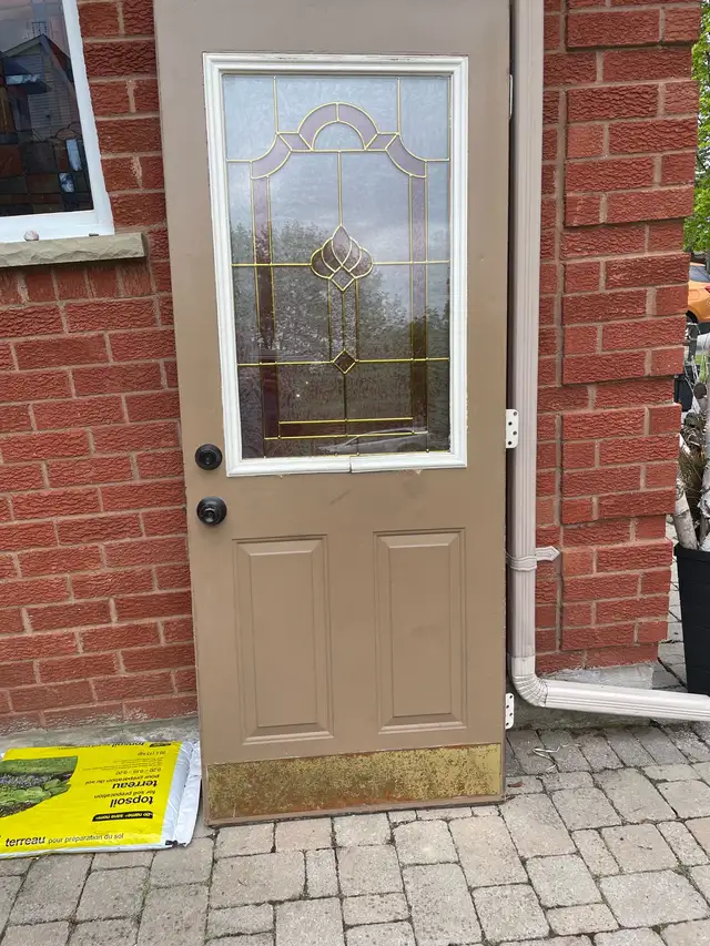 Front Door: Heavy Duty! - Photo 2