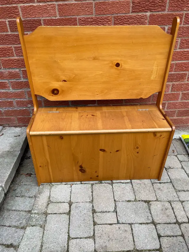 Storage Bench - Photo 2