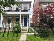 3 bedroom semi available for rent in Churchill meadows.
