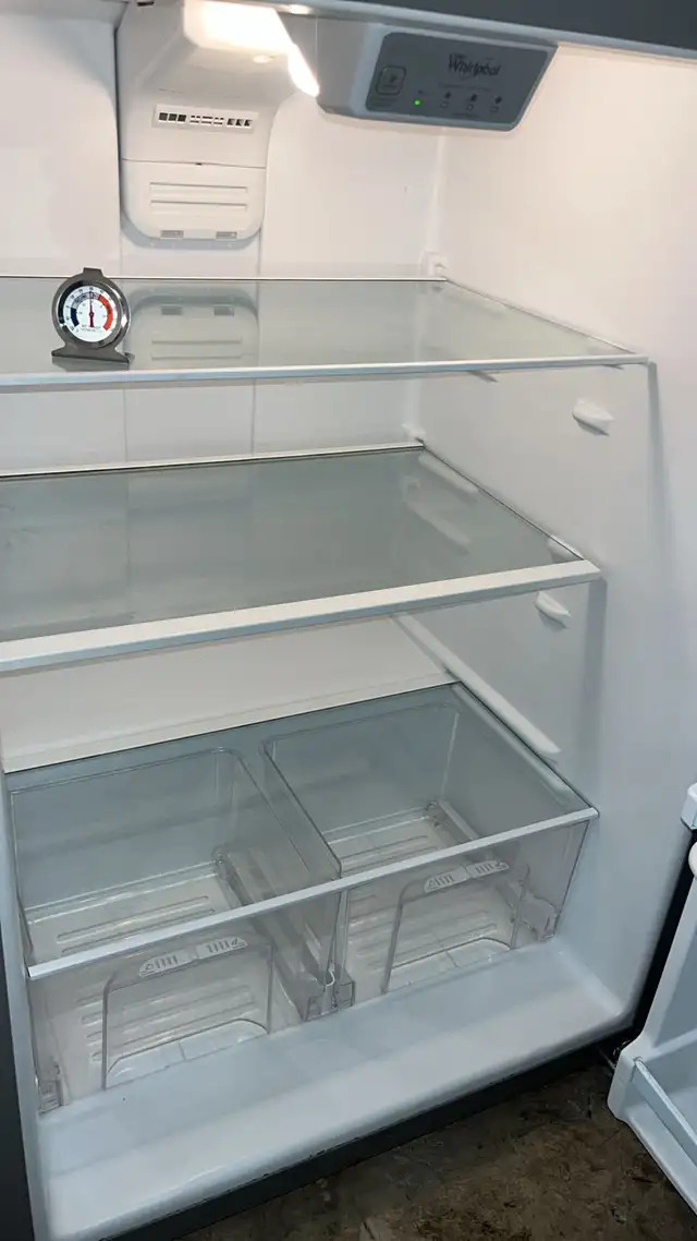 Whirlpool 30" Stainless Stell Refrigerator Fully Tested 30-Day - Photo 4