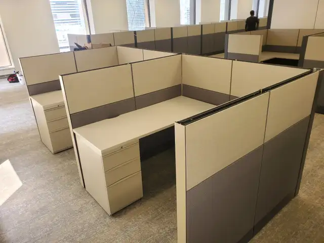 Office cubicles, workstations, desks, walls, partitions - Photo 8