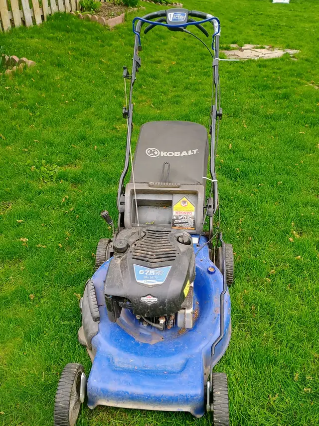 Used Lawn Mower - Photo 3